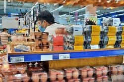 Tp.HCM: Từ 1/4, trứng, thịt gia cầm tăng giá; thịt theo vẫn bình ổn