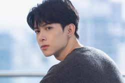 Đường tình duyên sao Việt cùng tên: Người yêu đương giấu kín, người hạnh phúc báo tin vui