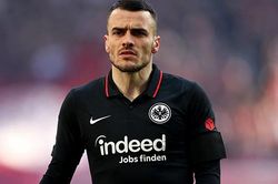 Soi kèo nhà cái Frankfurt vs Furth. Nhận định, dự đoán bóng đá Bundesliga (20h30, 2/4)