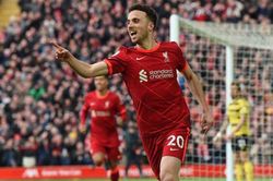 Liverpool 2-0 Watford: Jota giúp The Kop tạm vượt Man City