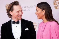 'Kẻ phản diện quyến rũ nhất Hollywood' sắp kết hôn sau 3 năm hẹn hò