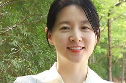 Mặt mộc tuổi ngũ tuần của 'nàng Dae Jang Geum'
