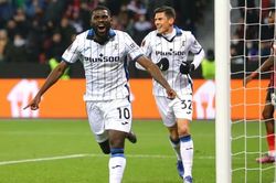 Soi kèo nhà cái Atalanta vs Napoli. Nhận định, dự đoán bóng đá Serie A (20h00, 3/4)