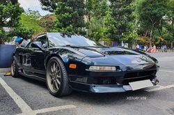 Ngắm Acura NSX hơn 30 tuổi, 'hàng siêu hiếm' tại Sài Gòn