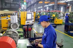 Tăng trưởng GDP năm 2022 có thể đạt trên 6,5%, dù nhiều thách thức