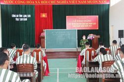 Khai giảng lớp tuyên truyền giáo dục pháp luật và ra mắt 'Tủ sách hướng thiện' cho phạm nhânTin khácLinh thiêng nguồn cội đất tổ Hùng VươngCâu lạc bộ hiến máu tình nguyện: Sẻ chia những 'giọt hồng'