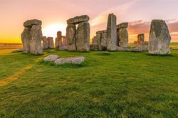 Stonehenge 4.500 tuổi được xây để làm gì?
