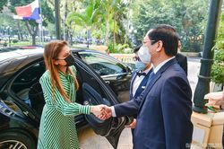Bộ trưởng Ngoại giao Bùi Thanh Sơn đón và hội đàm với Bộ trưởng Ngoại giao Panama Érika Mouynes