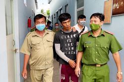 Hay tin vợ có người khác, chồng ghen tuông rút dao sát hại