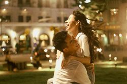 LyLy xả kho ảnh tình bể bình bên 'hàng xóm' Anh Tú, fan được dịp 'đẩy thuyền' tới bến