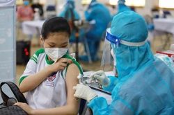 Trẻ nhiễm Covid-19 có đề kháng virus tốt hơn tiêm vắc-xin?