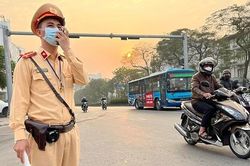 Giao thông thông suốt trong 'tháng tư khai trường'