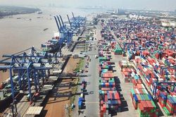 5 hiệp hội kiến nghị Quốc hội quan tâm việc không thu phí hạ tầng cảng biển
