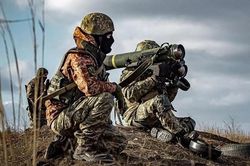 Mỹ cam kết gửi hơn 12.000 vũ khí chống tăng cho Ukraine