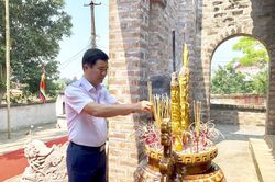 Lễ nhập linh yên vị Lư hương Trung Thiên và Giỗ Tổ Hùng Vương tại di tích lịch sử Đình Triệu Phú