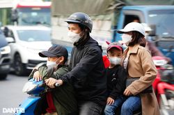 Giao thông cửa ngõ Hà Nội ùn tắc kéo dài trước kỳ nghỉ Giỗ Tổ Hùng Vương