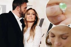 Jennifer Lopez và Ben Affleck: Tình cũ không rủ cũng tới