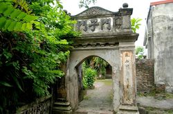 Đi tua văn học
