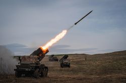 Ukraine nói chiến dịch của Nga ở Donbas 'đã bắt đầu'