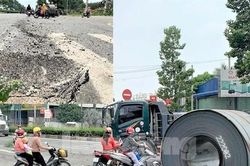 Cuộn thép hàng chục tấn rơi lún đường, người dân thoát nạn thần kỳ