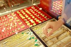 Giá vàng hôm nay 12/4 cập nhật diễn biến mới nhất trên thị trường