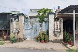 Bé gái 7 tuổi tử vong nghi bị bạo hành