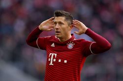 Barca đạt thỏa thuận 3 năm với Lewandowski