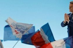 Bầu cử tổng thống Pháp: Thành tích kinh tế có thể 'giữ chân' Tổng thống Macron ở lại Điện Elyseé?