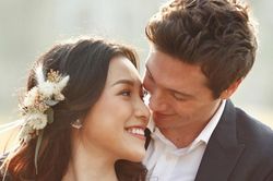 Trước khi chồng Tây tuyên bố ly hôn, Hoàng Oanh từng 'ẩn ý' chuyện 'đổ vỡ'