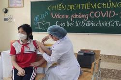 Quảng Ninh: Gần 200 học sinh lớp 6 được tiêm vắc xin phòng Covid-19 an toàn