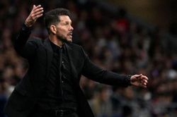 HLV Simeone chỉ trích sự đểu cáng của Pep Guardiola