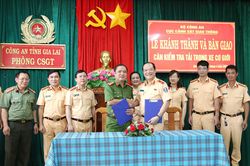 Bàn giao Trạm cân tải trọng cố định cho Phòng Cảnh sát Giao thông Công an tỉnh Gia Lai