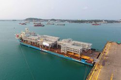 Doosan Vina: Xuất lô hàng đầu tiên 9 sản phẩm Mô-đun vào thị trường Malaysia