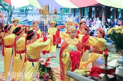 Tổ chức lễ hội đền Thái Vi
