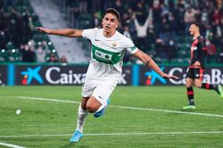 Soi kèo nhà cái Elche vs Mallorca. Nhận định, dự đoán bóng đá La Liga (19h00, 16/4)