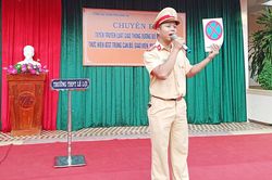 Nâng cao ý thức chấp hành luật giao thông cho học sinh