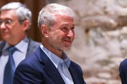 Bloomberg: Tỷ phú Abramovich đến Kyiv
