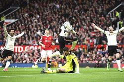 Nhận định bóng đá Liverpool vs MU: Người mong ăn 4, kẻ khát Top 4
