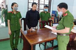 Lừa xin việc tại sân bay Đà Nẵng, 'nữ quái' chiếm đoạt hàng trăm triệu đồng