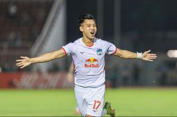 HAGL hòa Sydney 1-1: Quá tiếc cho đội bóng của bầu Đức!