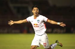 Văn Thanh lập công, HAGL giành điểm đầu tiên tại Champions League châu Á