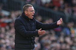 Rangnick tự hủy hoại danh tiếng khi đến MU