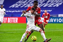 Soi kèo nhà cái Brest vs Lyon. Nhận định, dự đoán bóng đá Ligue 1 (2h00, 21/4)
