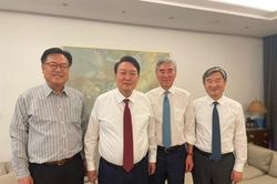 Tổng thống đắc cử Hàn Quốc lần đầu gặp Đặc phái viên hạt nhân Mỹ, Washington đặt nhiều kỳ vọng nơi Seoul