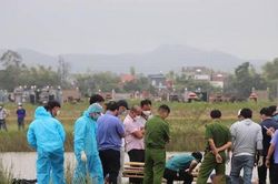 Phát hiện thi thể bị trói chân, tay trôi nổi trên sông