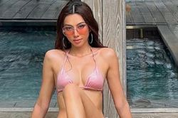 Không hổ danh là 'Miss cut-out', Thùy Tiên khiến netizen 'bỏng mắt' với bikini gợi cảm hết nấc