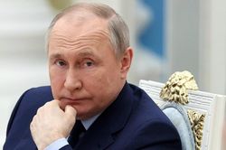 Xung đột Ukraine: Tổng thống Nga ra quyết định bất ngờ ở Mariupol
