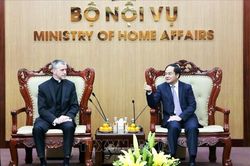 Xây dựng mối quan hệ Việt Nam - Vatican ngày càng phát triển tốt đẹp