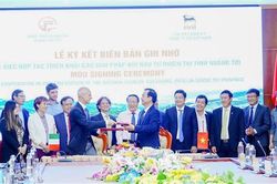 Ký kết biên bản ghi nhớ hợp tác triển khai các giải pháp khí hậu tự nhiên tại Quảng Trị