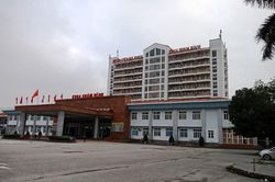 Phó trưởng khoa Bệnh viện Đa khoa tỉnh Ninh Bình bị tạm đình chỉ công tác